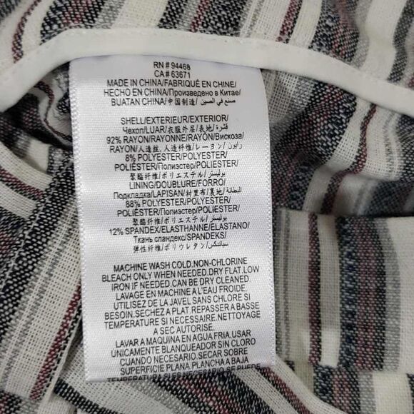 BCBGeneration High Waist Belted Shortie Size Extra Small NWT - Picture 8 of 10